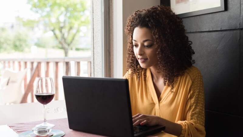 conversationswithbianca .com